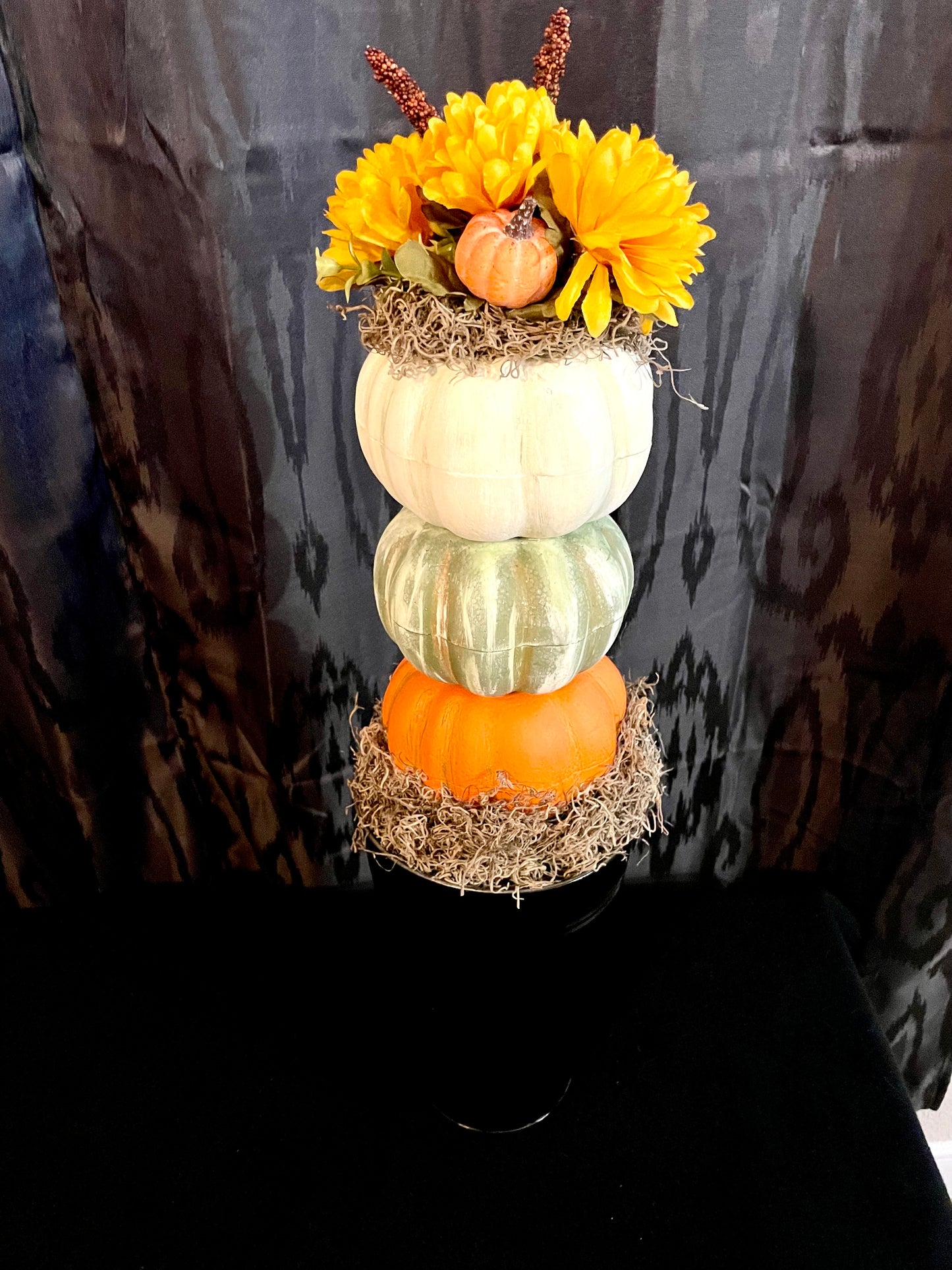 Stacked Pumpkin Tin