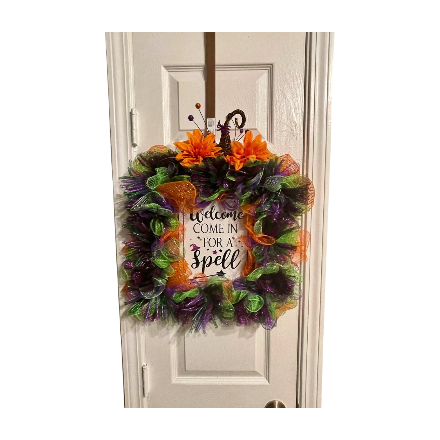 Come in For a Spell Wreath