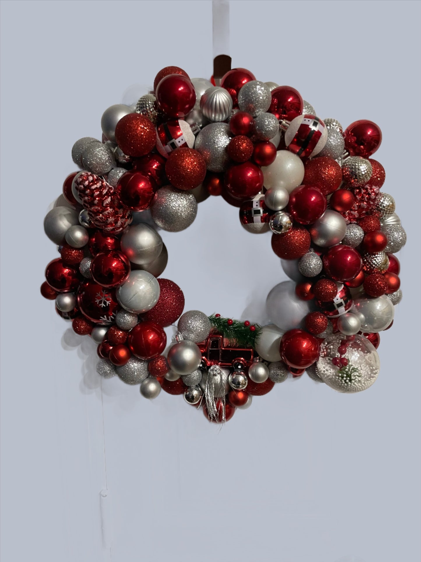 Ornaments Wreath