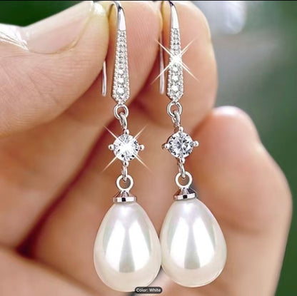 Pearl Dangle Earrings